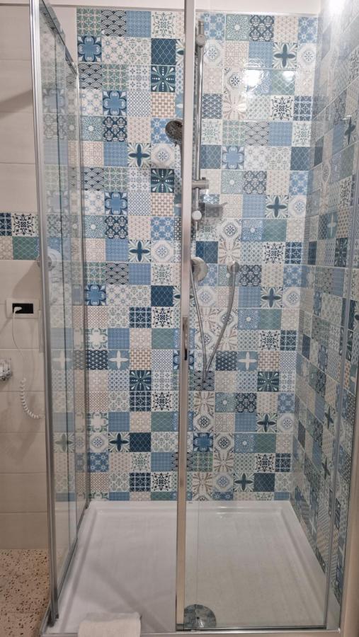 Vittoria Guest House 巴蒂帕利亚 外观 照片