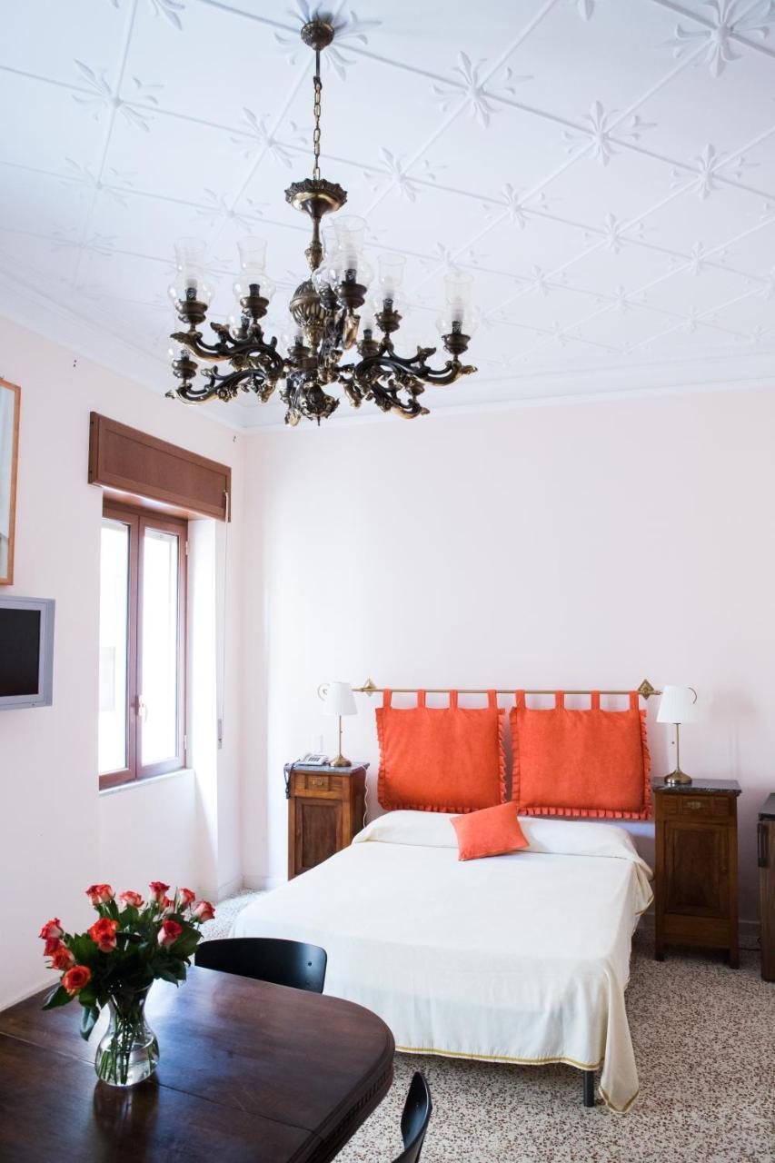 Vittoria Guest House 巴蒂帕利亚 外观 照片